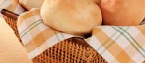Low-Calorie Dinner Rolls